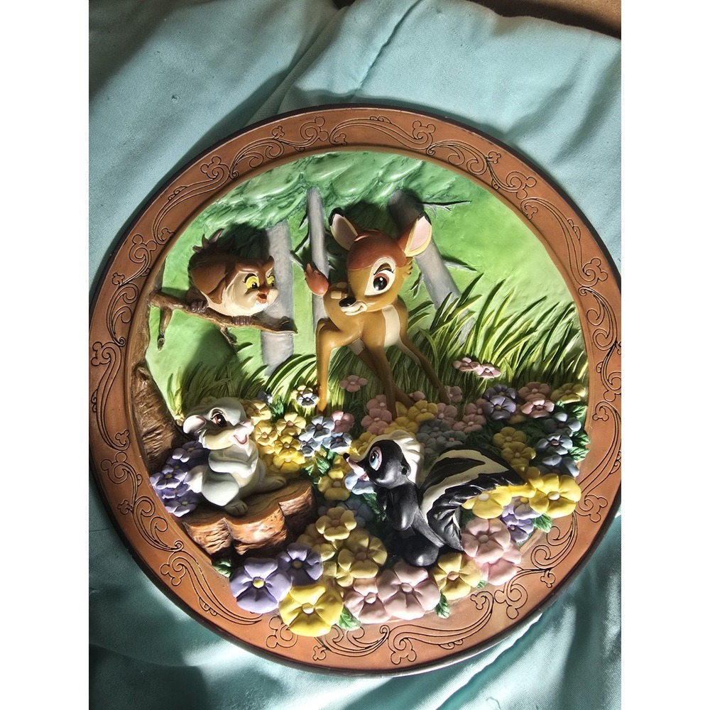 Disney's Animated Classics 3D Bambi picture plate